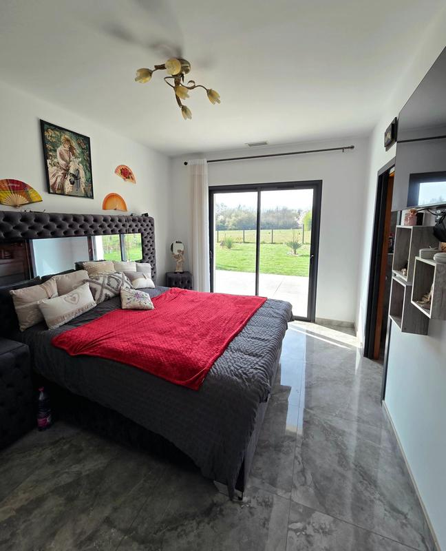 Villa - 208 m² - 5 pièces