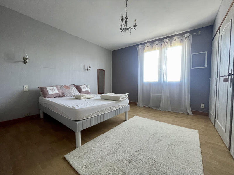 Maison - 183 m² - 5 pièces