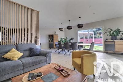 Maison - 142 m² - 7 pièces