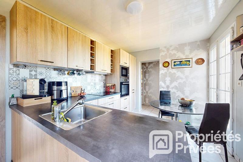 Maison - 150 m² - 8 pièces