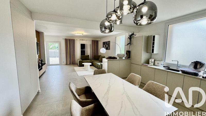 Appartement - 89 m² - 4 pièces