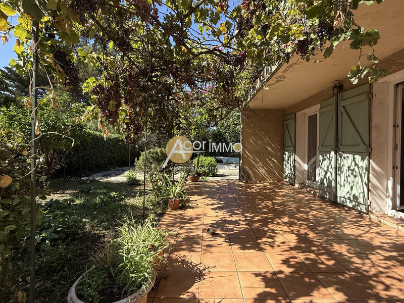 Maison - 97 m² - 5 pièces