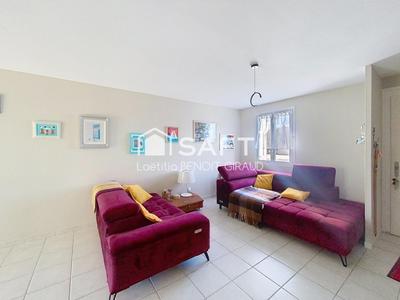Maison - 99 m² - 5 pièces
