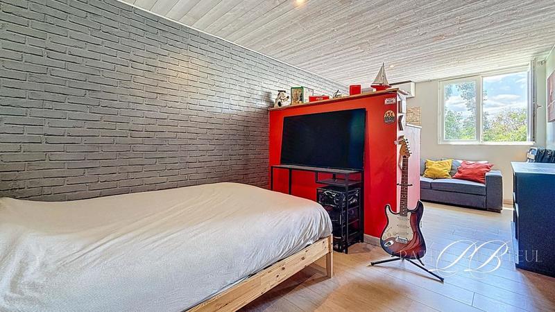 Villa - 630 m² - 26 pièces