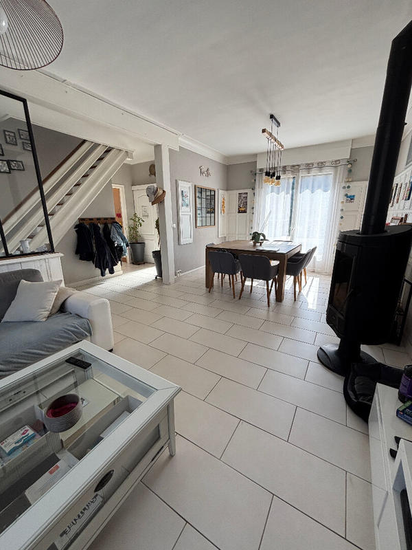 Maison - 145 m² - 7 pièces