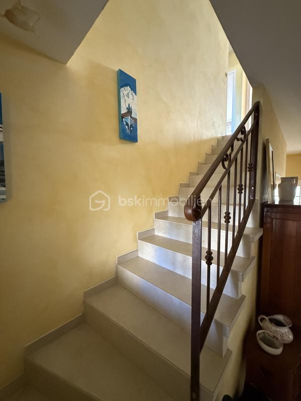 Maison traditionnelle - 140 m² - 6 pièces