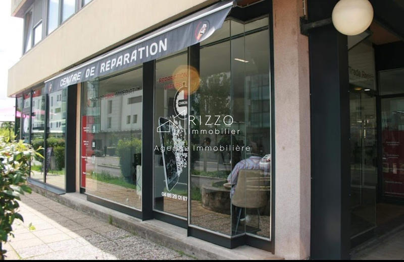 Fonds de commerce - Magasins - 125 m²