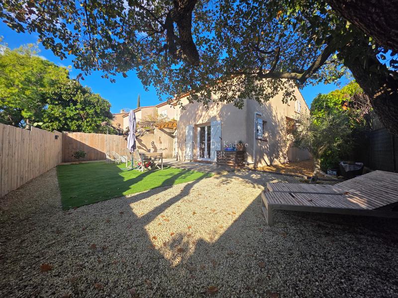 Villa - 90 m² - 4 pièces