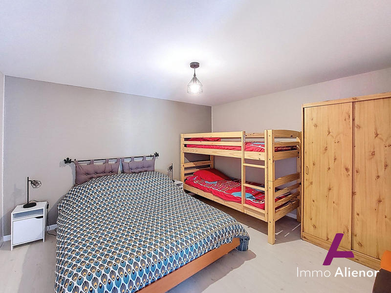 Appartement - 105 m² - 3 pièces