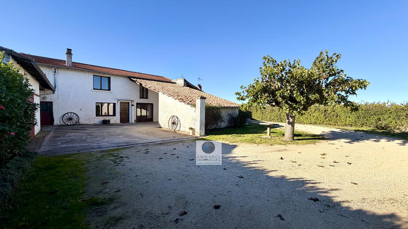 Maison - 208 m² - 7 pièces