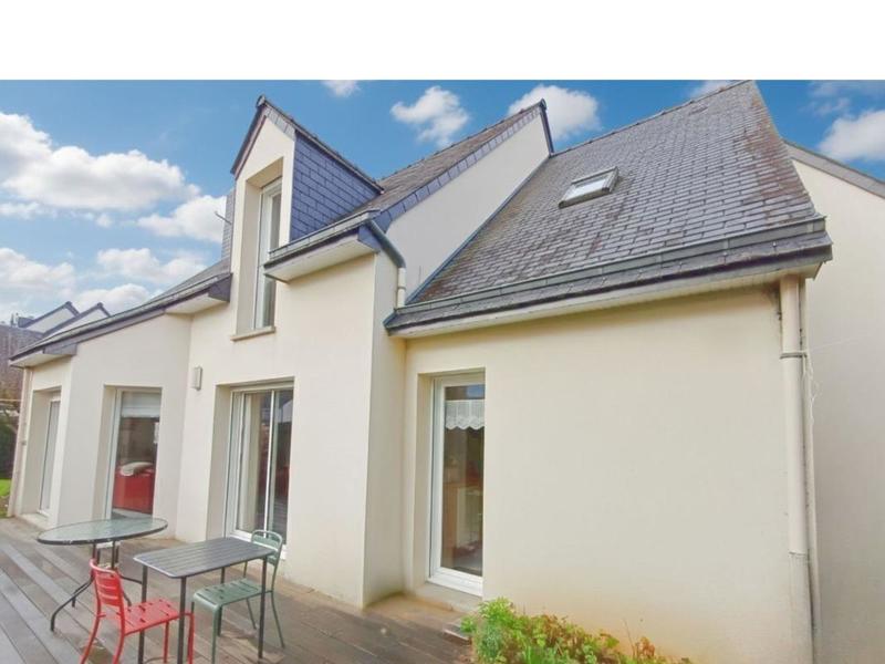 Maison - 153 m² - 7 pièces