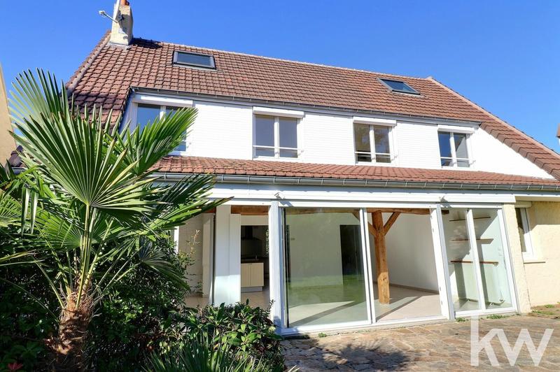 Maison - 152 m² - 7 pièces