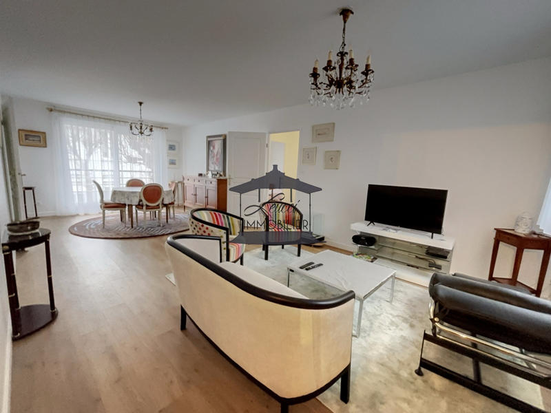 Appartement - 79 m² - 3 pièces