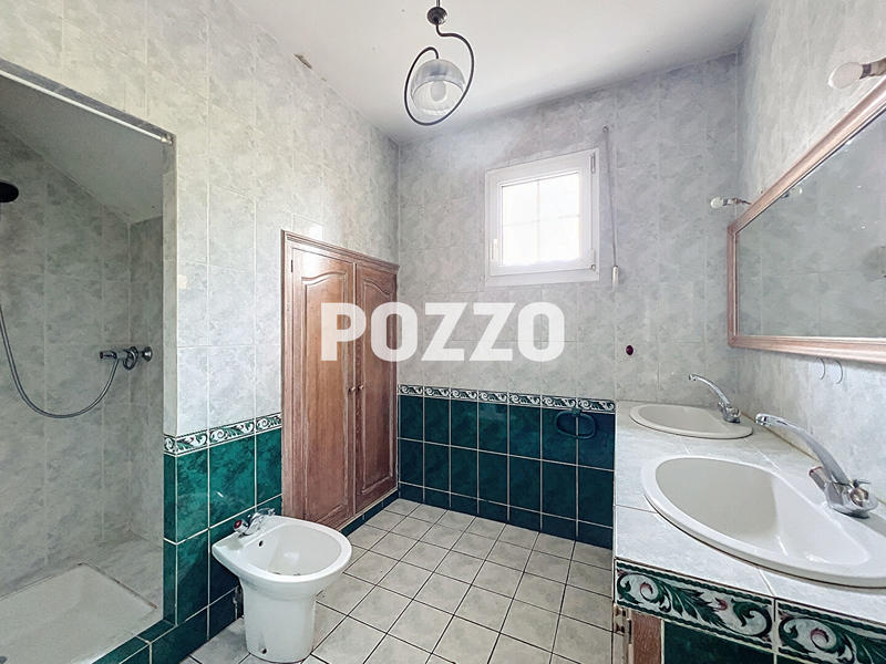 Maison - 159 m² - 6 pièces