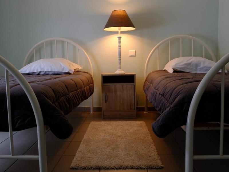 Propriété - 3 700 m² - 70 pièces