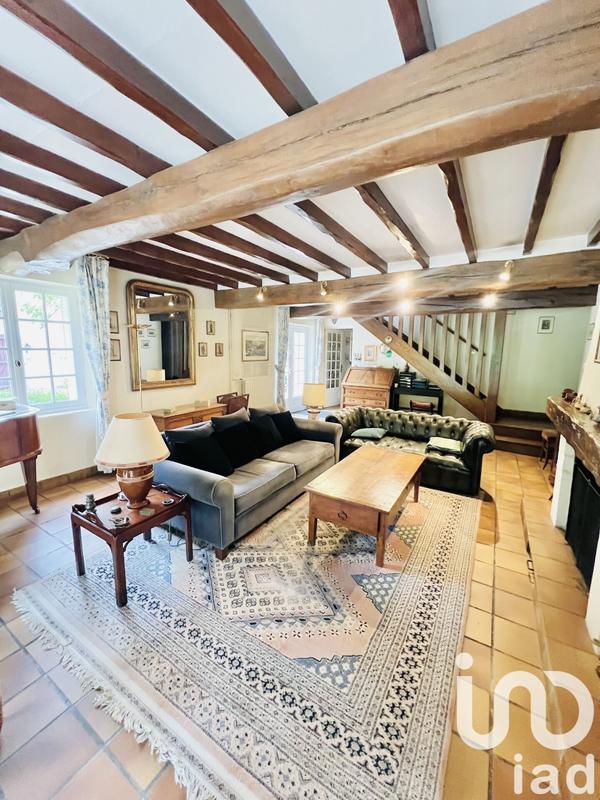 Maison - 275 m² - 9 pièces