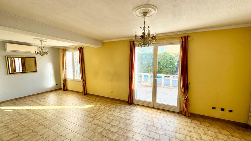 Maison - 84 m² - 5 pièces