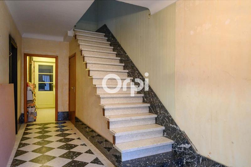 Maison - 159 m² - 6 pièces