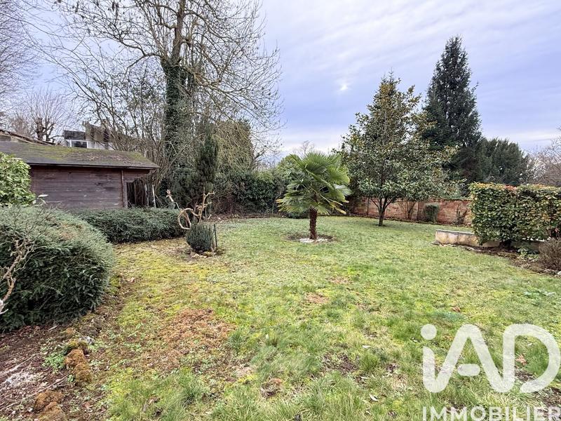 Maison - 261 m² - 8 pièces