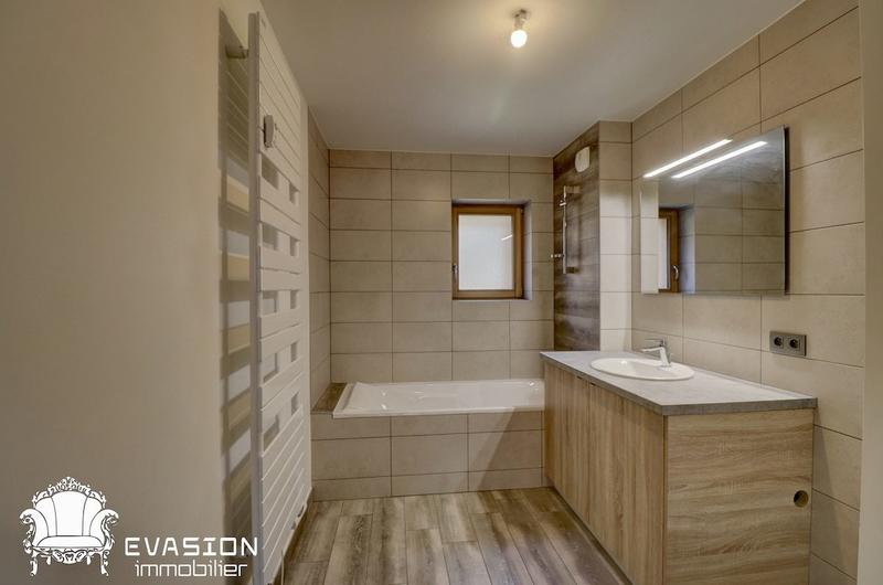 Appartement - 111 m² - 4 pièces