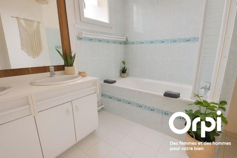 Maison - 88 m² - 5 pièces