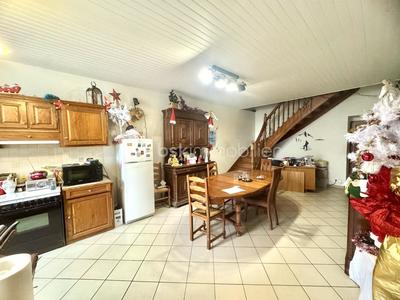 Maison ancienne - 202 m² - 9 pièces