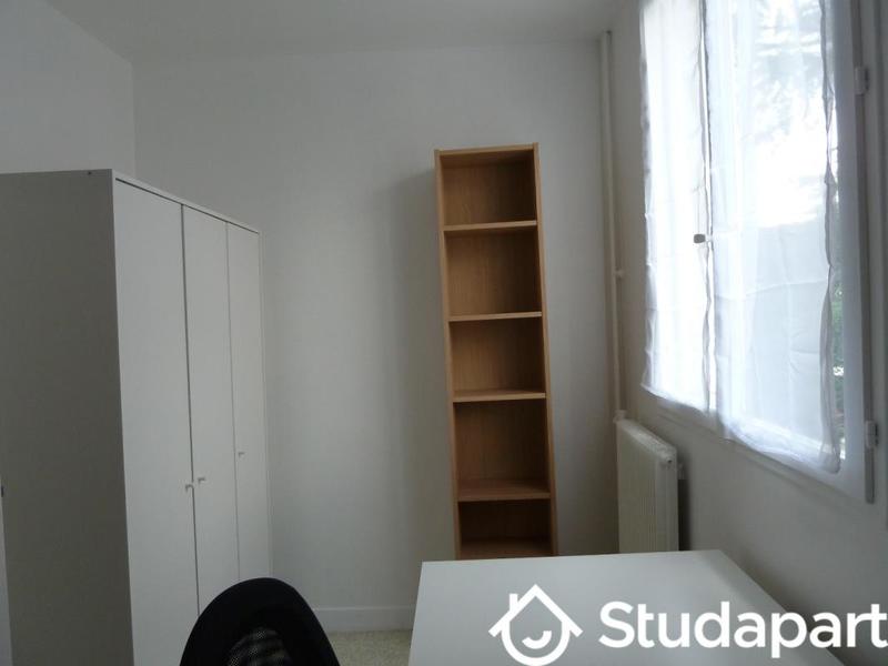 Chambre - 9 m² - 1 pièce