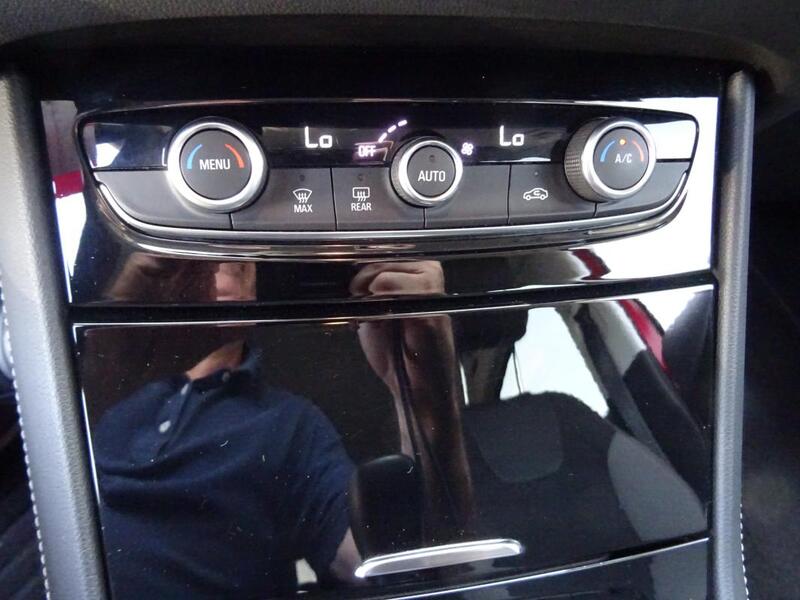 Opel Grandland X (06/2017) 1.2 Turbo 130 ch Design Line