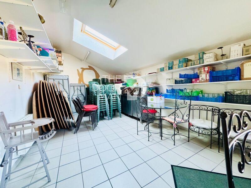 Maison - 580 m² - 17 pièces