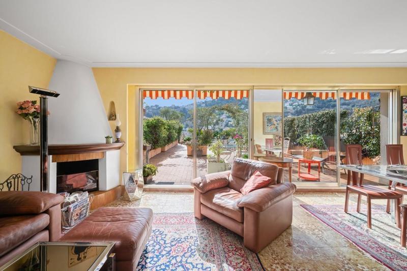 Appartement - 135 m² - 6 pièces