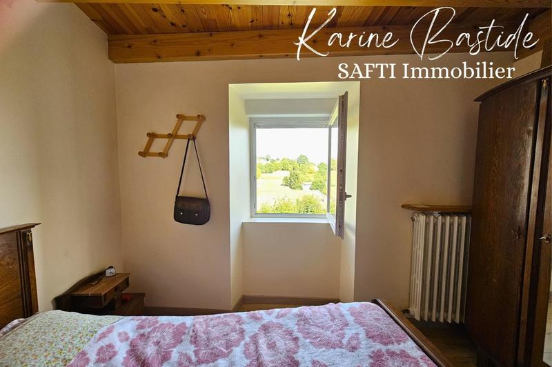 Maison - 75 m² - 5 pièces