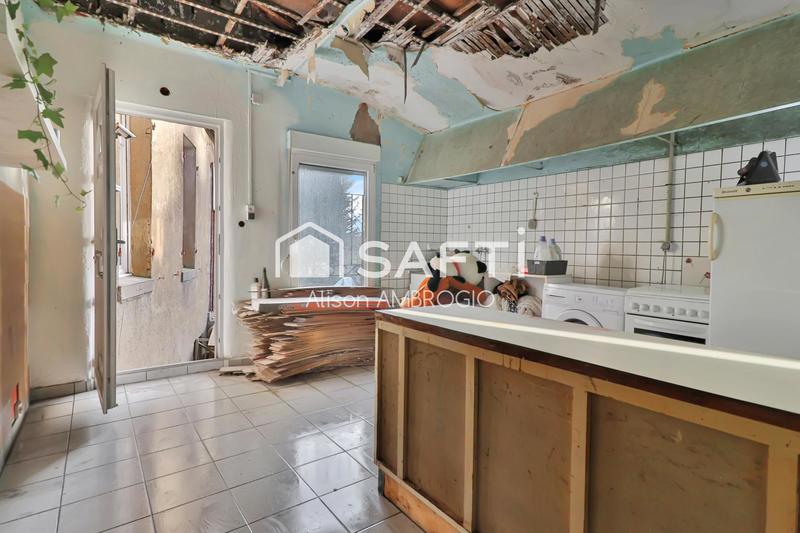 Maison - 387 m² - 8 pièces