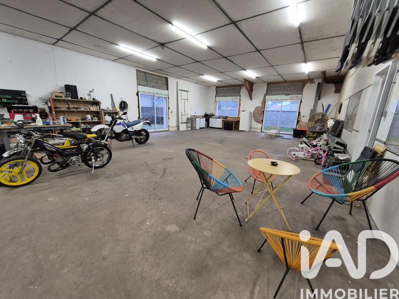 Maison - 236 m² - 8 pièces