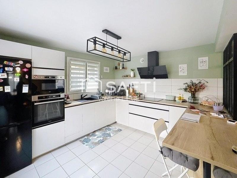 Maison - 127 m² - 6 pièces