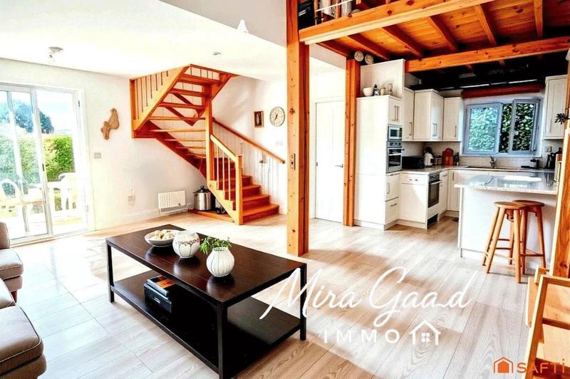 Maison - 80 m² - 4 pièces