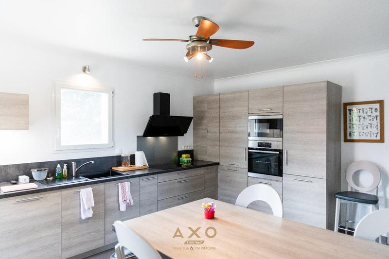 Maison - 171 m² - 6 pièces