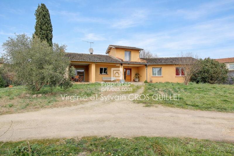 Maison - 137 m² - 5 pièces