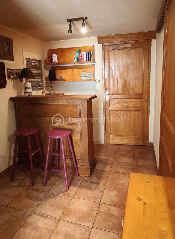 Maison en pierre - 204 m² - 9 pièces