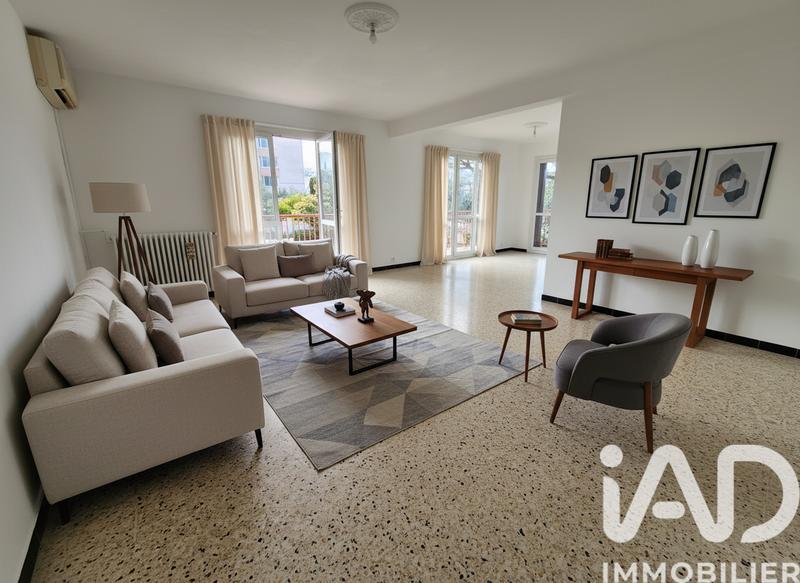 Appartement - 104 m² - 5 pièces