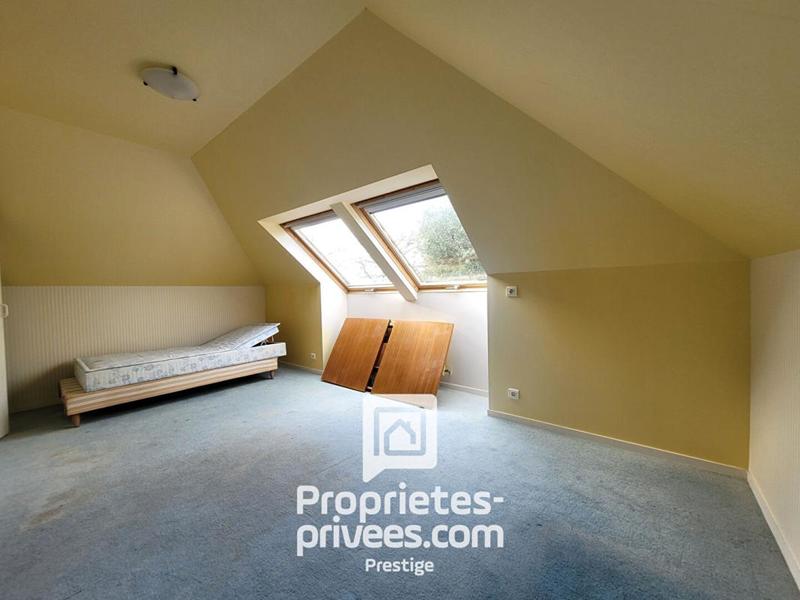 Demeure - 215 m² - 7 pièces