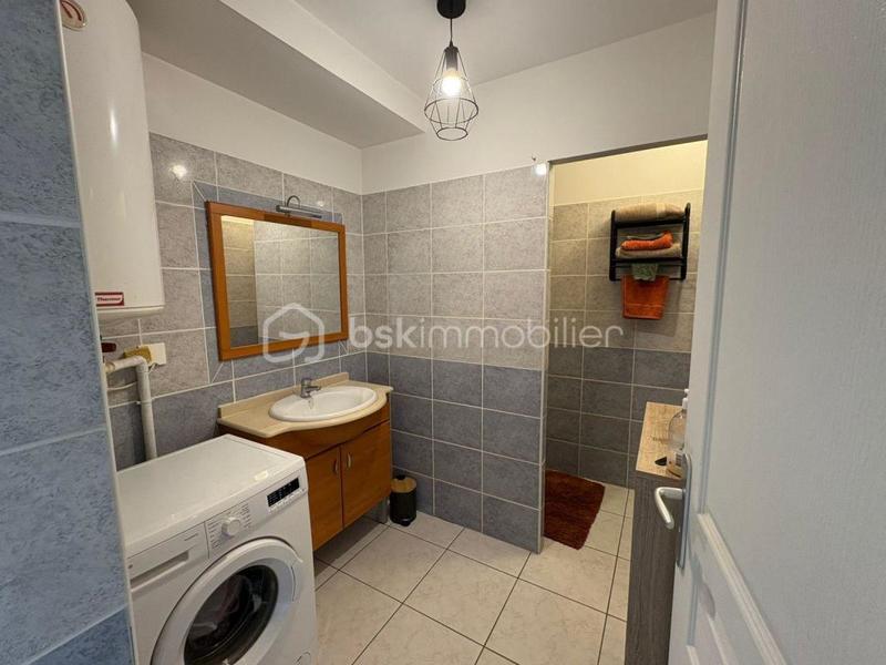 Studio - 30 m² - 1 pièce