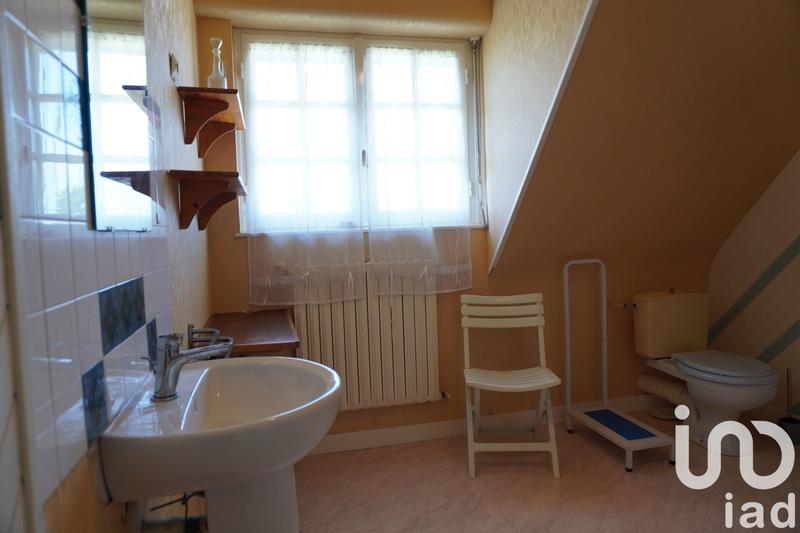 Maison - 211 m² - 10 pièces