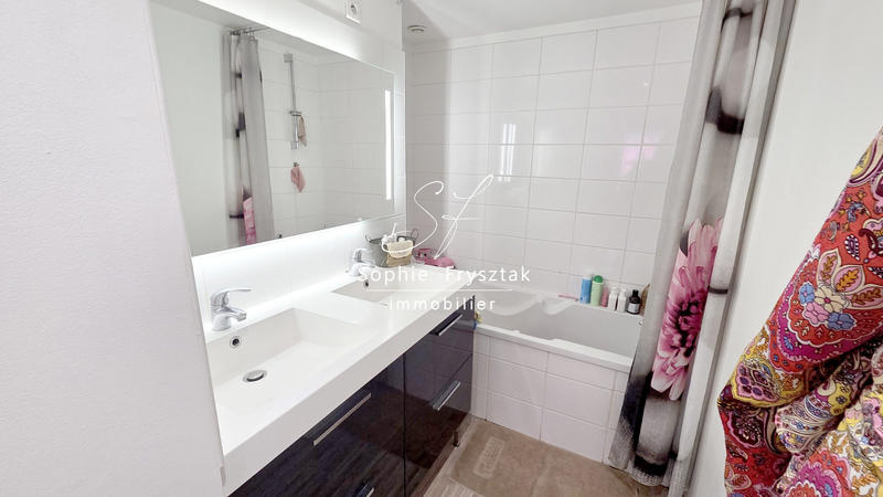 Duplex - 107 m² - 4 pièces