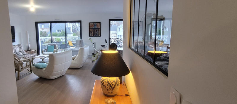 Appartement - 153 m² - 8 pièces