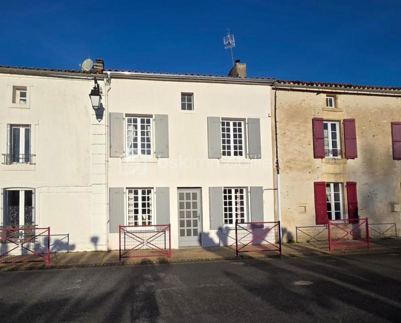 Maison de ville - 93 m² - 4 pièces