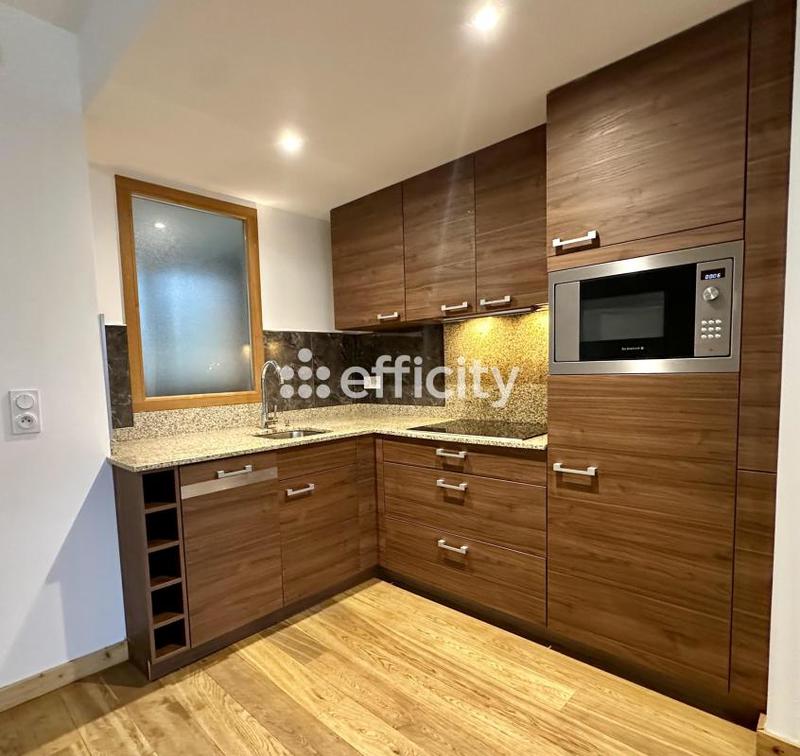 Appartement - 108 m² - 5 pièces