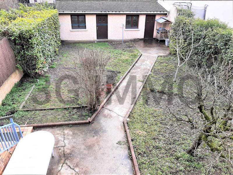 Villa - 265 m² - 7 pièces