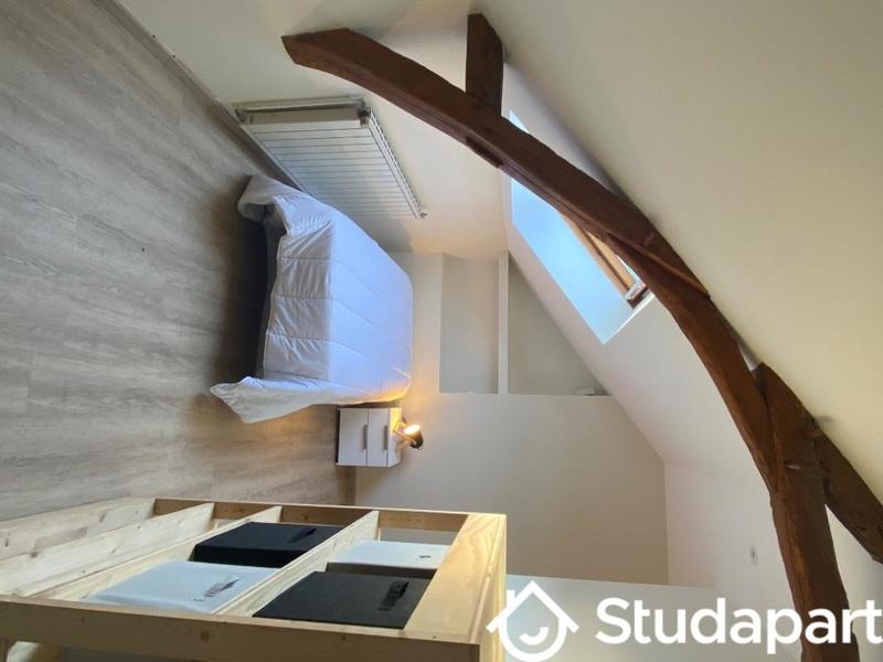 Chambre - 12 m² - 1 pièce