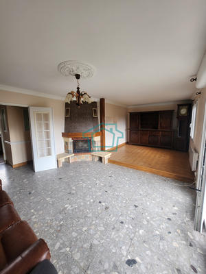 Maison - 170 m² - 6 pièces