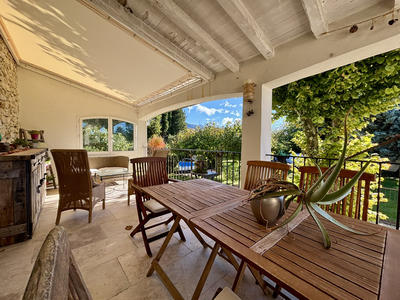 Mas - 240 m² - 8 pièces